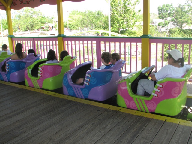2009/07(July)/Six_Flags/640x480_20100206 211.JPG